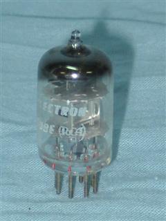 Válvulas eletrônicas pentodo amplificadoras com base subminiatura de sete pinos - Válvula EF95 / 6AK5 RCA
